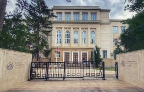 18 отличници с дипломи в МУ-Плевен
